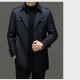 Mittellanger Trenchcoat für Herren mit herausnehmbarem Innenfutter