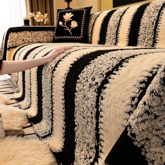  50 % RABATT!  Weiche und rutschfeste Plüschsofaüberzug